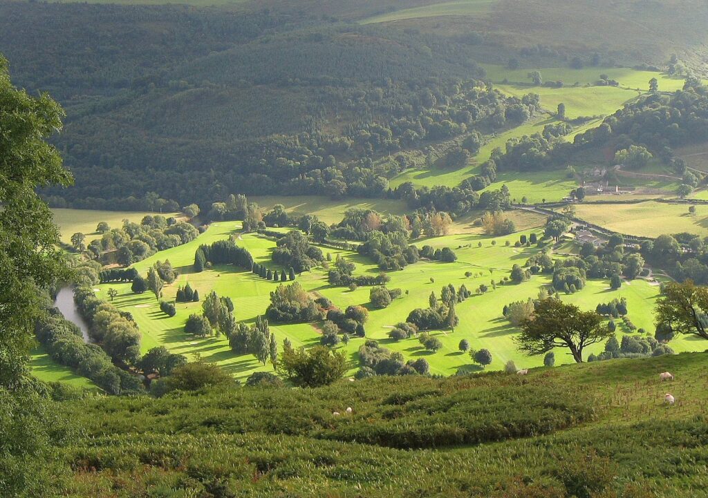 Vale of Llangollen Golf Club as recommended by Your Golfer Magazine